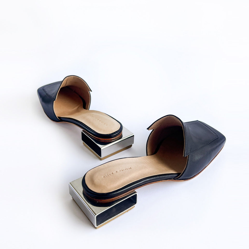 MULE SQUARE BLACK
