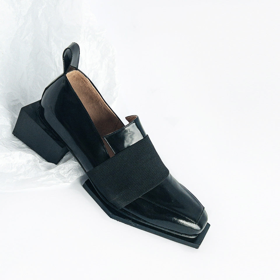 GEOMETRIC LOAFER