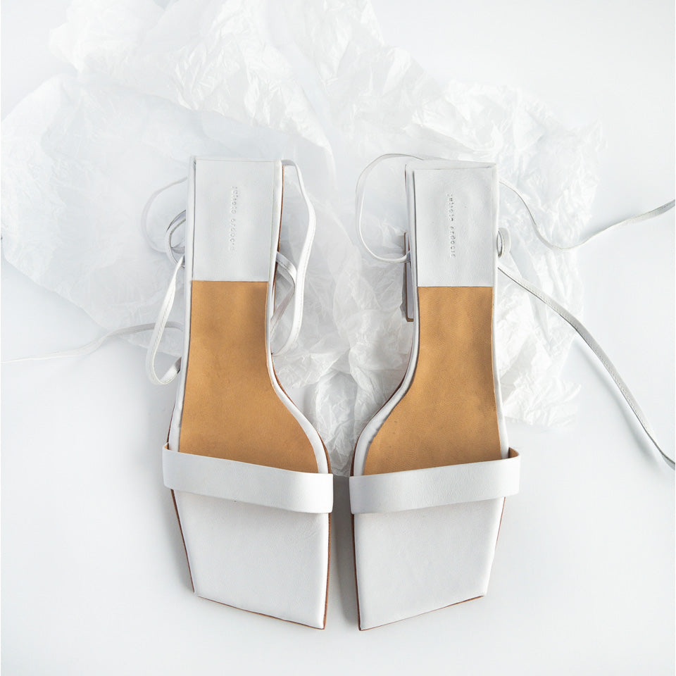 SANDAL REVOLVE WHITE