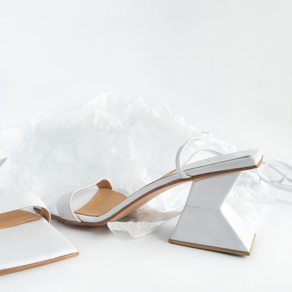 SANDAL REVOLVE WHITE