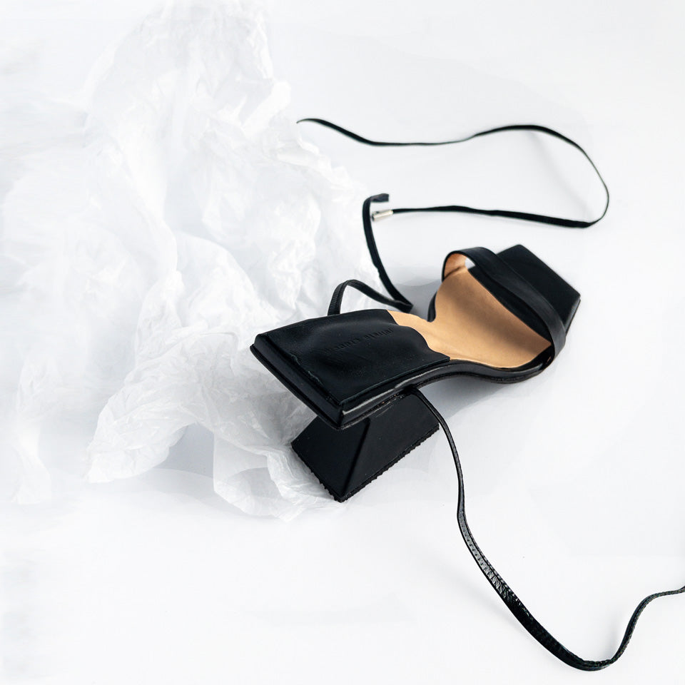 SANDAL REVOLVE BLACK